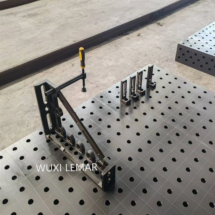 Modular welding table